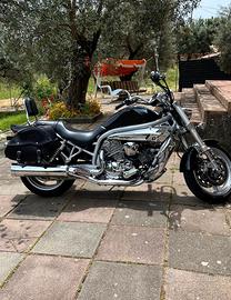 
Hyosung Aquila GV 650 custom cruiser 