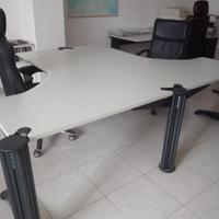 postazione lavoro per ufficio