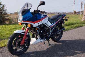 Honda VF 500f