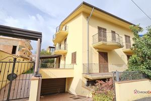 Villa singola su 3 piani