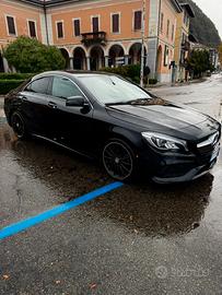 Mercedes-Benz CLA 200 d AMG Line Night Edition