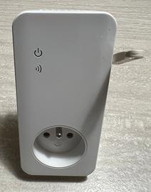 Interruttore GSM comandato da SMS. Marca Solight.