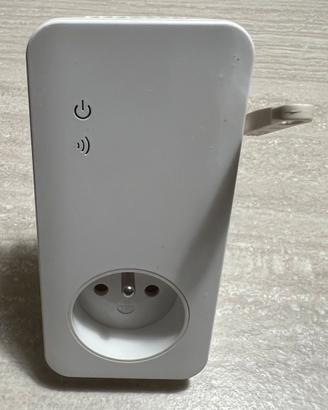 Interruttore GSM comandato da SMS. Marca Solight.