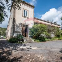 Porzione di villa - Caltagirone