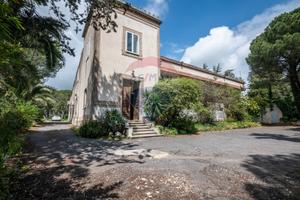 Porzione di villa - Caltagirone