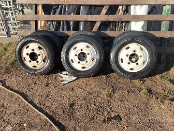 Cerchi + Gomme Isuzu