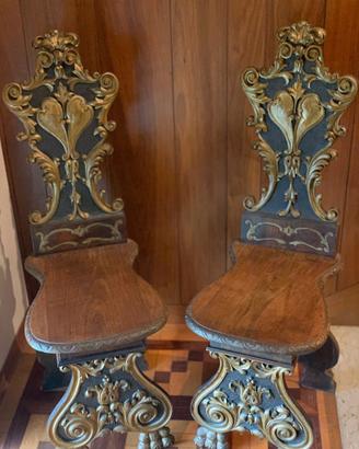 Sedie a sgabello d'epoca in legno antico