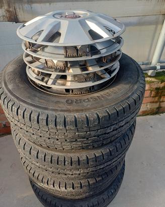 4 Pneumatici 215/70r15cargo con disco e copridisco