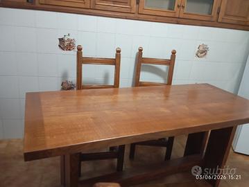 Tavolo da cucina o tavernetta 