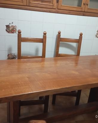 Tavolo da cucina o tavernetta 
