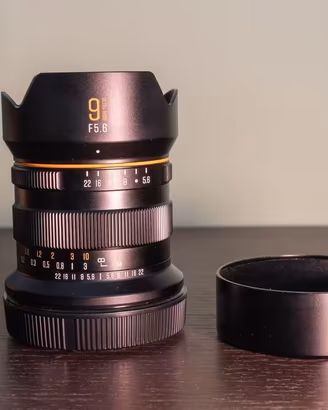 Obiettivo Brightin Star 9mm F5.6 con attacco Canon
