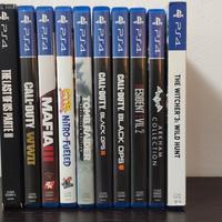 PlayStation 4 500 GB + 2 Joypad + 10 giochi