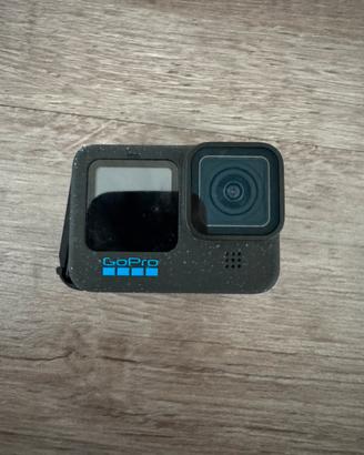 GoPro HERO12 Black + microSD 256GB +Supporto Petto