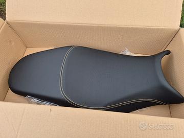 Sella originale Yamaha Tracer 7 – mai usata