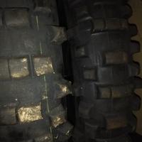 Gomme tassellate moto enduro cross