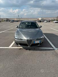 Alfa romeo 147 1.9 120 cv NEOPATENTATI