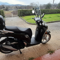 Scooter honda 350 sh