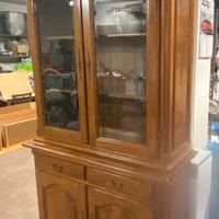 credenza con vetrina in legno massello