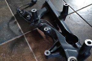 Staffa scarico, pinze freno, scudo tasti, sh 125