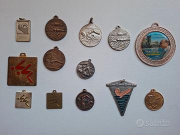 Lotto 13 Medaglie Sportive Vintage Nuoto