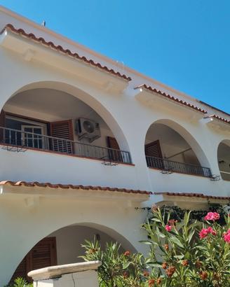 Casa indipendente con appezzamento di giardino