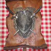Panoplia Scudo con spade