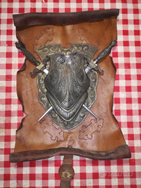 Panoplia Scudo con spade