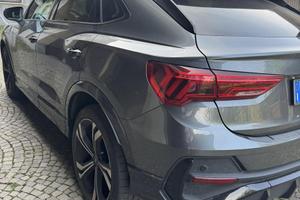 Audi q3 sportback s-line identy black