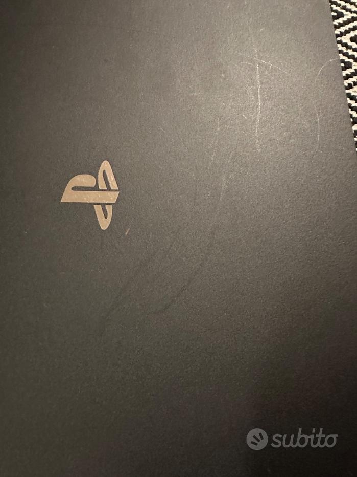 Ps4 Pro Usado  Console de Videogame Sony Usado 93052892