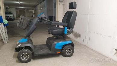 Scooter elettrico INVACARE ORION PRO anziani