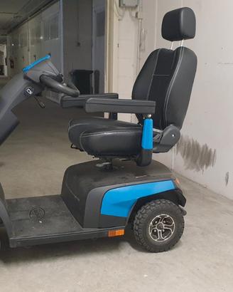 Scooter elettrico INVACARE ORION PRO anziani