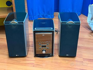 Stereo LG LF-U850D con CD/DVD, Radio e USB - 