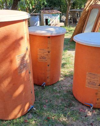 Tini per vino e altri fermentati (con coperchio)