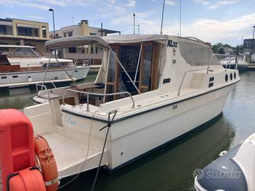 AZIMUTH 32 NATANTE