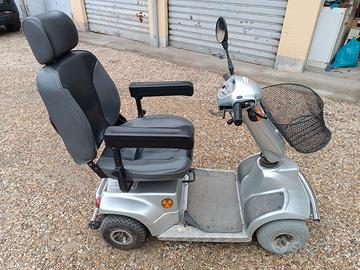 Scooter elettrico anziani e disabili