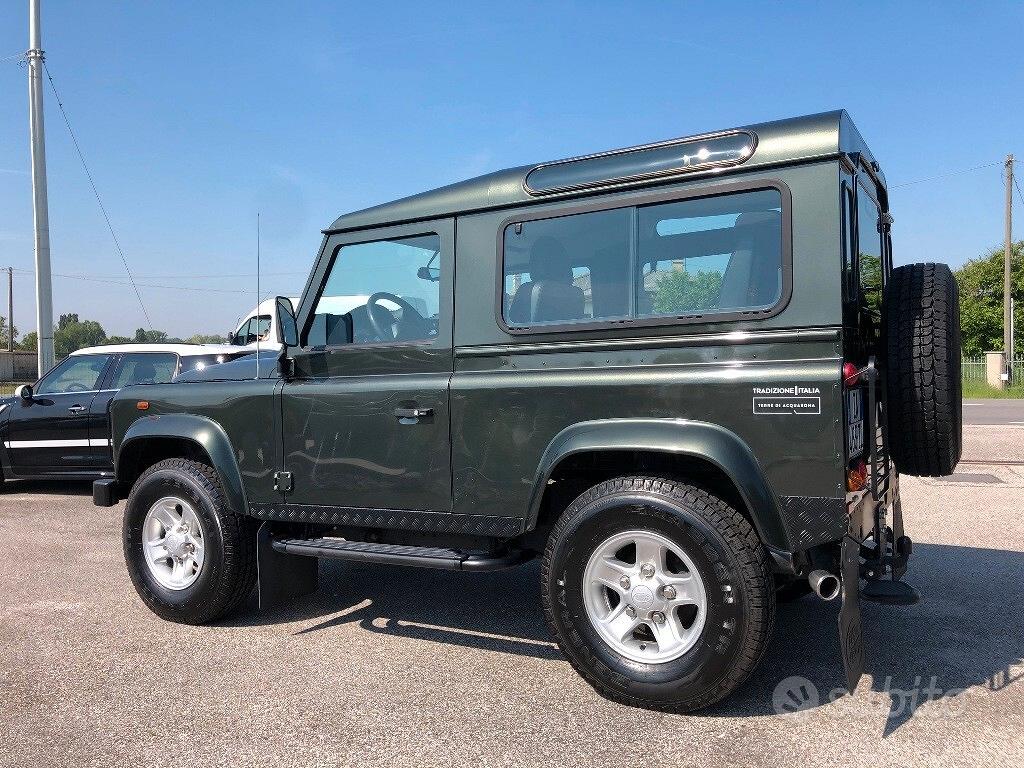 Land Rover Defender 2008 photo 3