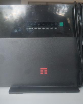 TIM HUB+