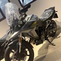 Suzuki V Strom DL 800 se