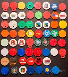 61 gettoni in plastica della Grande Distribuzione