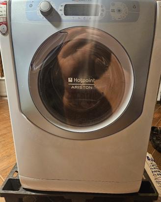 lavatrice hotpoint aqualtis AQM8D49U