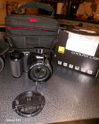 NIKON COOLPIX L320 in confezione originale