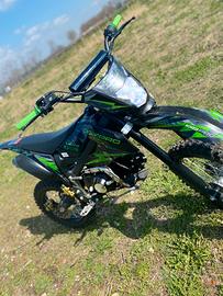 Pit bike kxd pro 125 ( 700