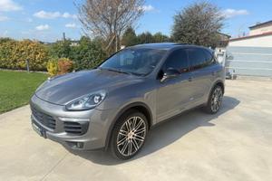 Porsche Cayenne Restilyng Tetto Fari Led