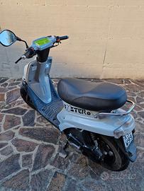 MBK Booster 50 - 2012