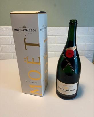 Scatola Moet & Chandon magnum + bottiglia vuota