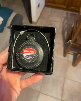 Portachiavi auto moto Ducati corse in carbonio