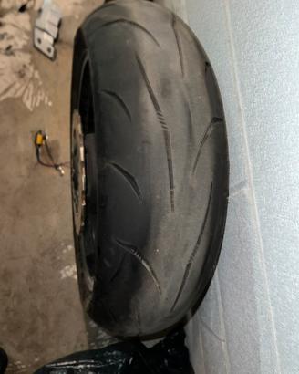 Cerchi e gomme kawasaki z750
