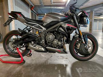 Triumph Street Triple RS