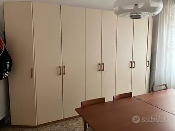 Armadio 8 ante