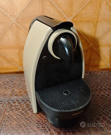 Macchina NESPRESSO caffè  ESSENZA INISSIA – Krups